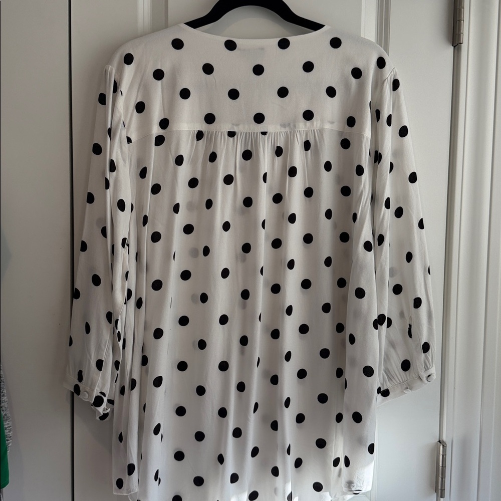 Torrid Black and White Polka Dot Blouse with Chain Detail - Picture 4 of 4